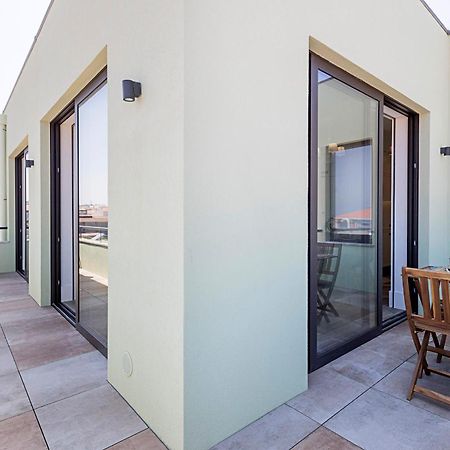 19 Nineteen Suites - Espinho إسبِنو المظهر الخارجي الصورة