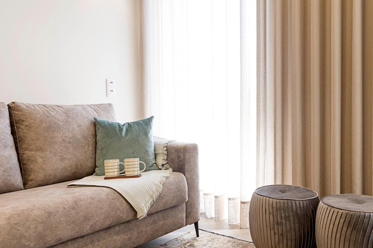 19 Nineteen Suites - Espinho إسبِنو المظهر الخارجي الصورة