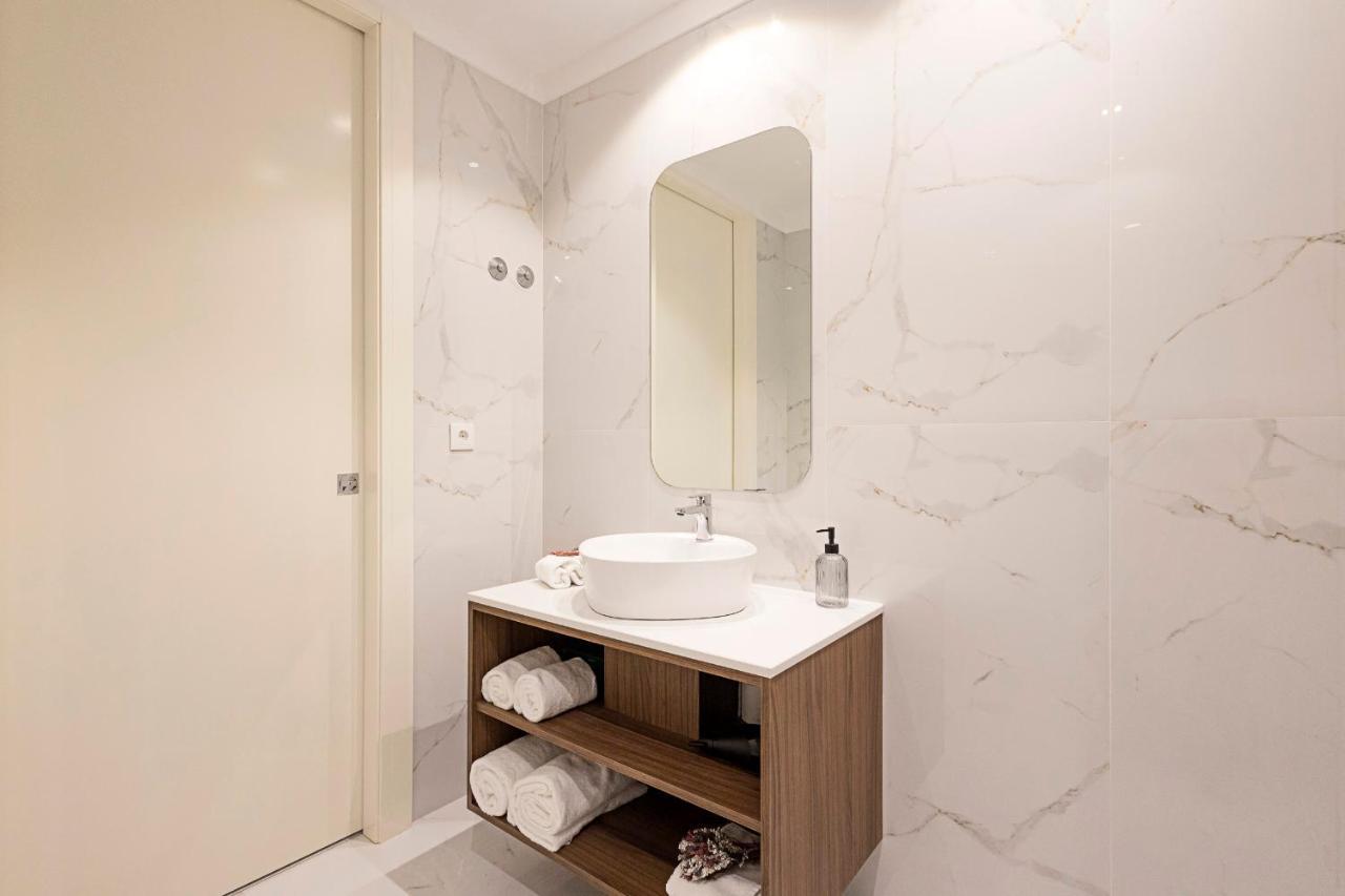 19 Nineteen Suites - Espinho إسبِنو المظهر الخارجي الصورة