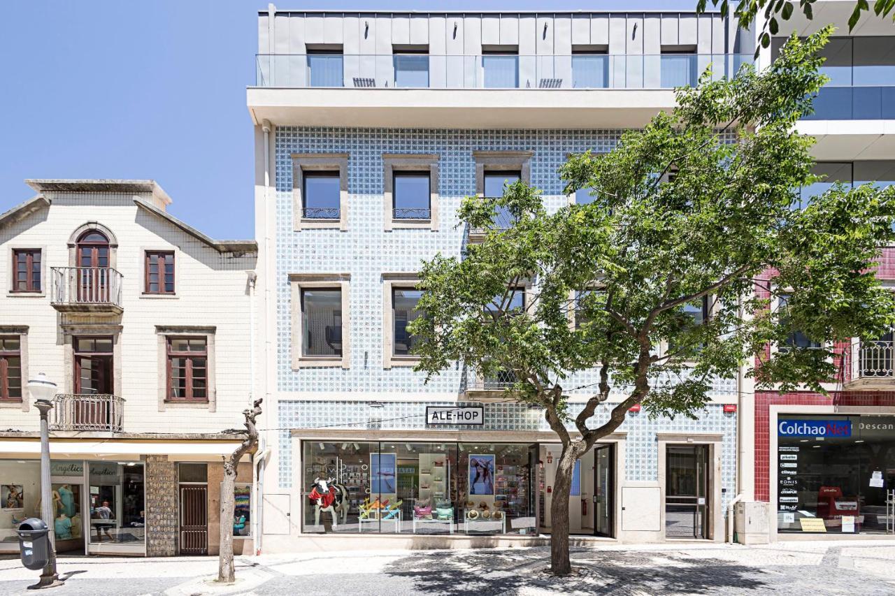 19 Nineteen Suites - Espinho إسبِنو المظهر الخارجي الصورة