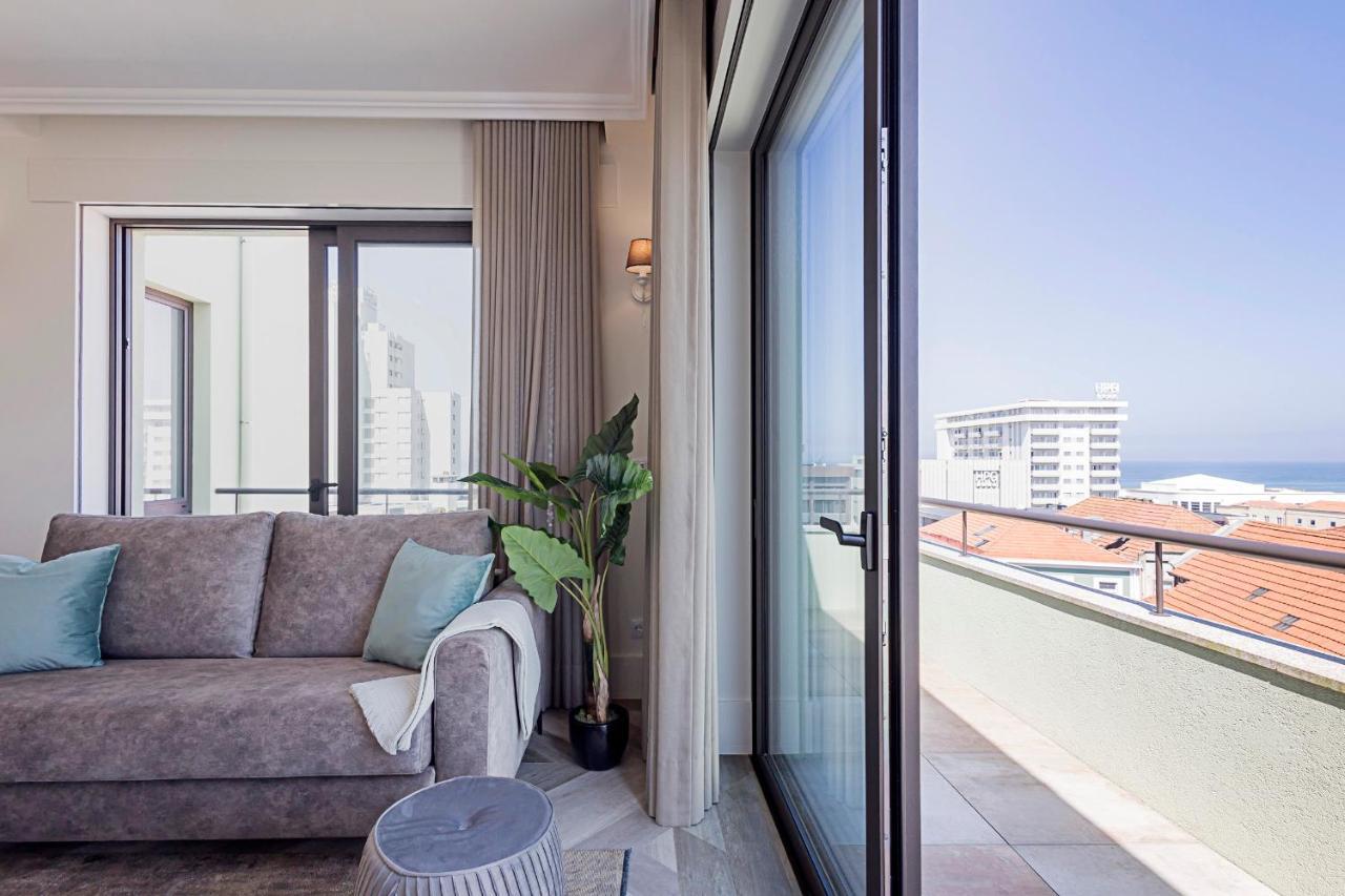 19 Nineteen Suites - Espinho إسبِنو المظهر الخارجي الصورة