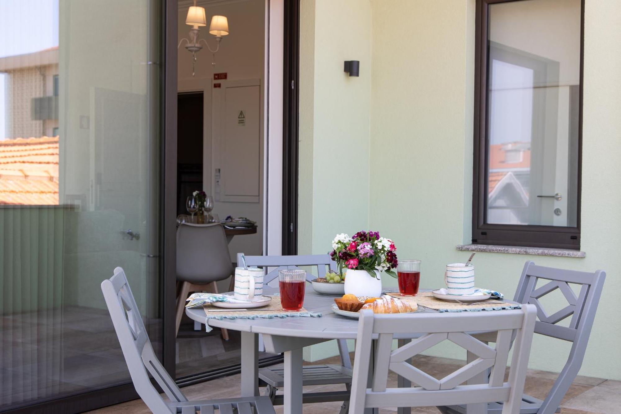 19 Nineteen Suites - Espinho إسبِنو المظهر الخارجي الصورة