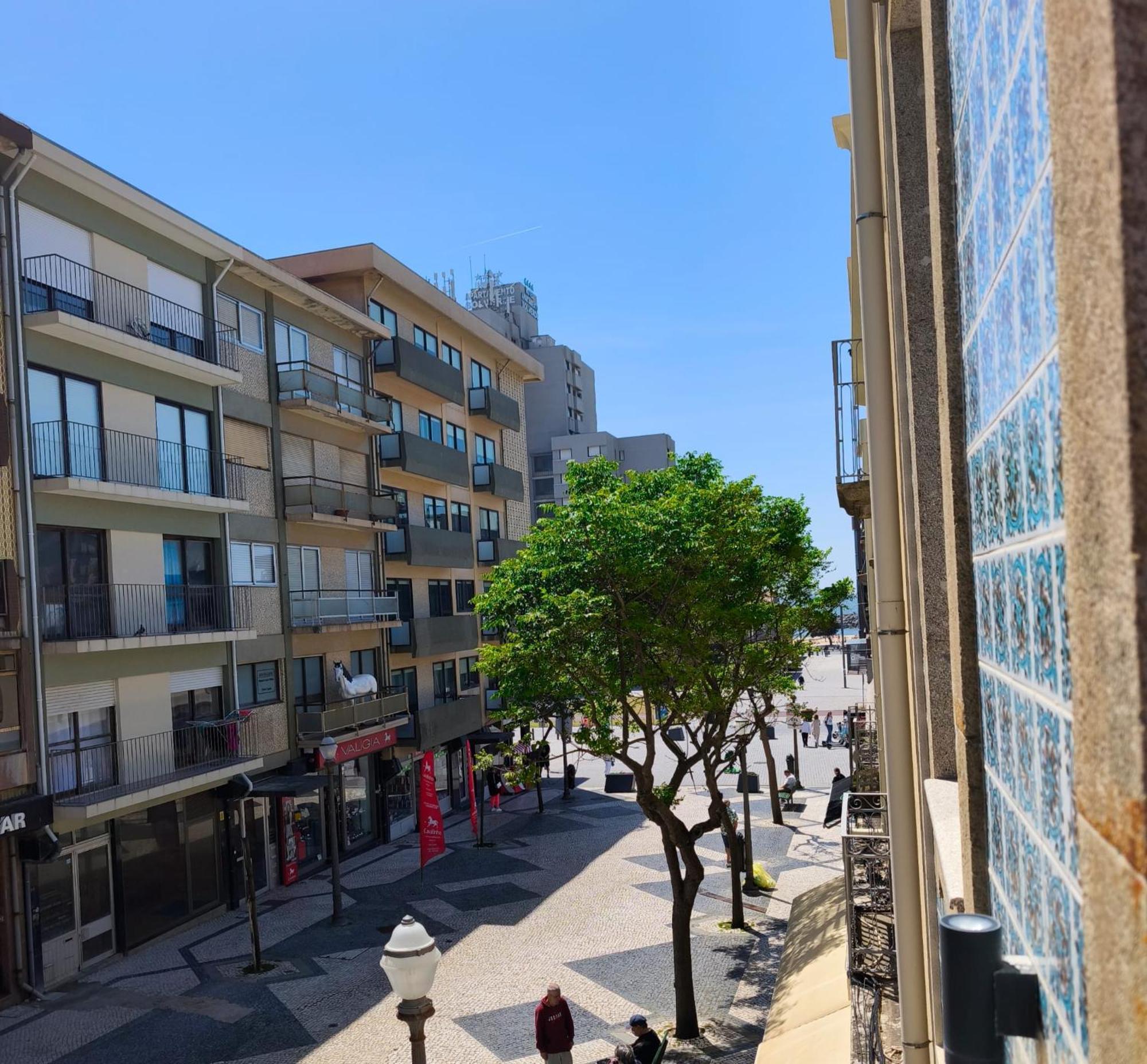 19 Nineteen Suites - Espinho إسبِنو المظهر الخارجي الصورة